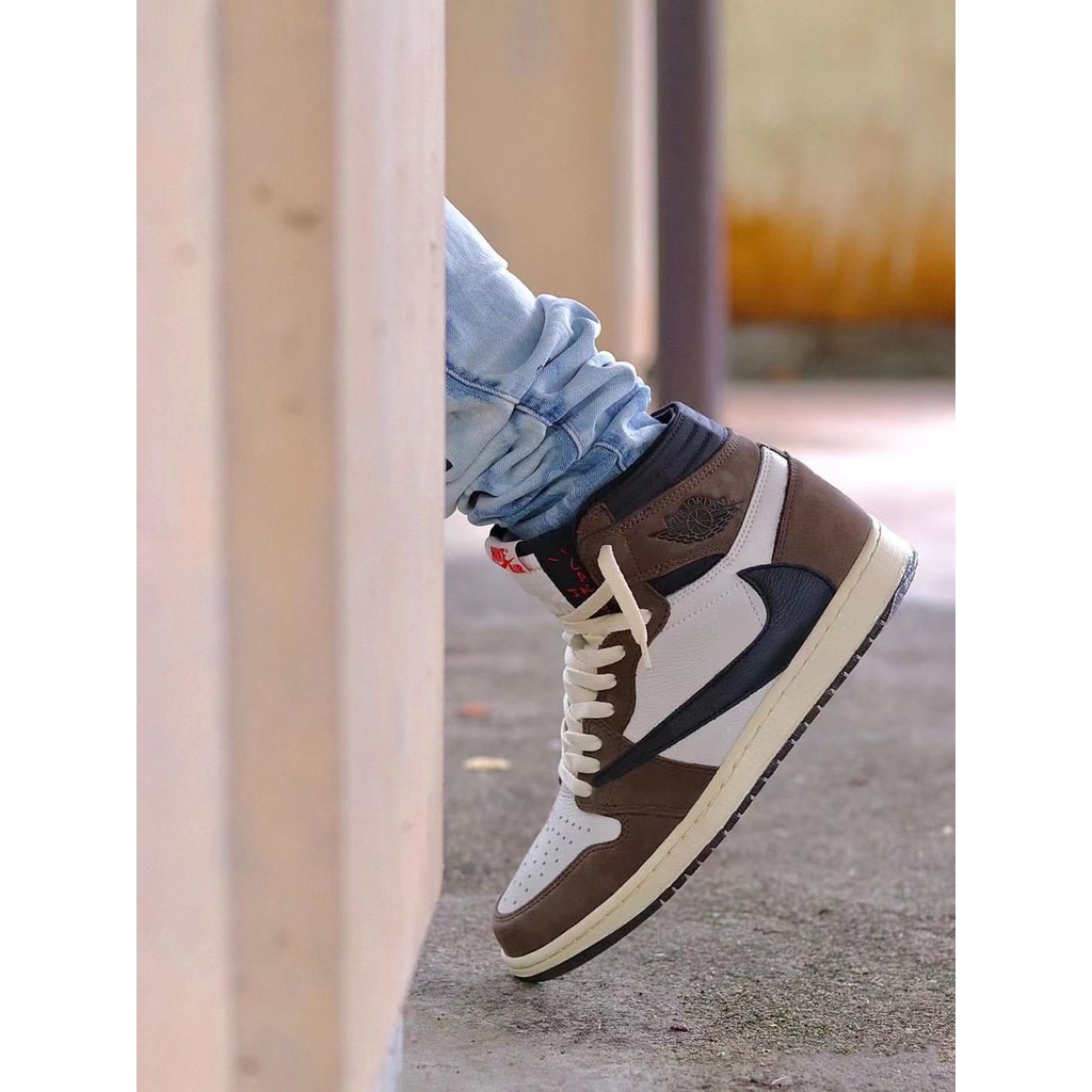 Jordan 1 shop travis scott ua