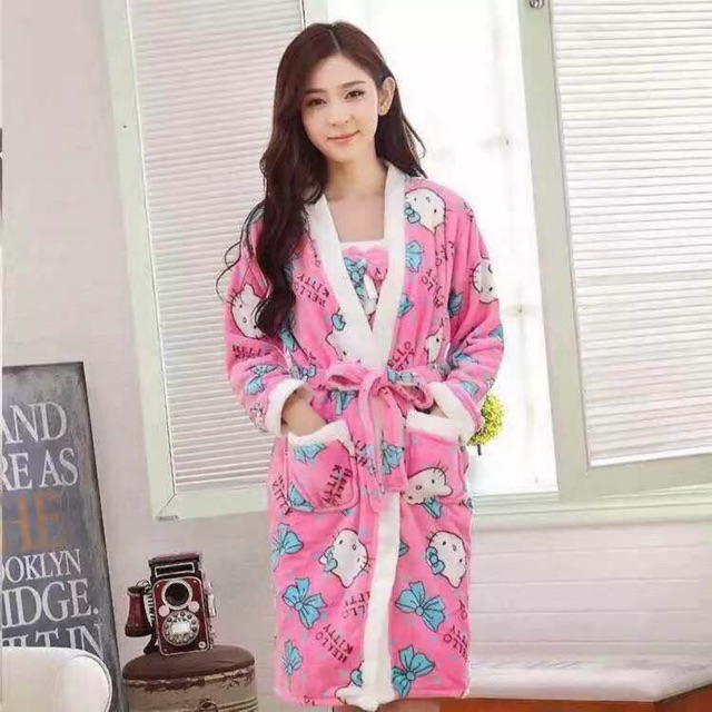 Hello kitty best sale robe for adults