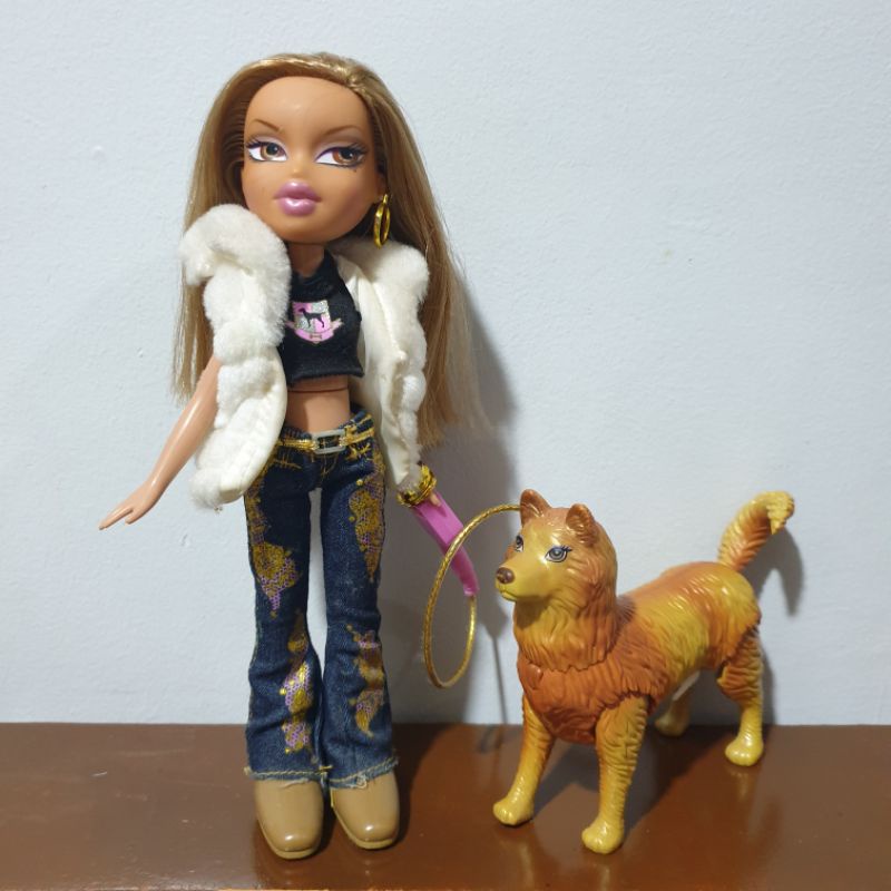 Walking bratz best sale