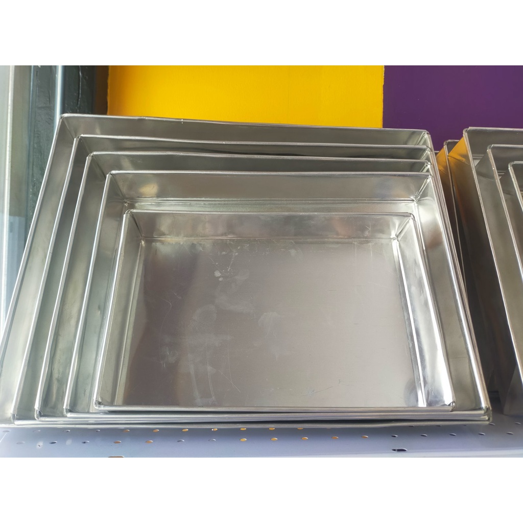 HEAVY DUTY RECTANGULAR BAKING PANS STAINLESS TYPE 16 AND 14 GAUGE 2 AND