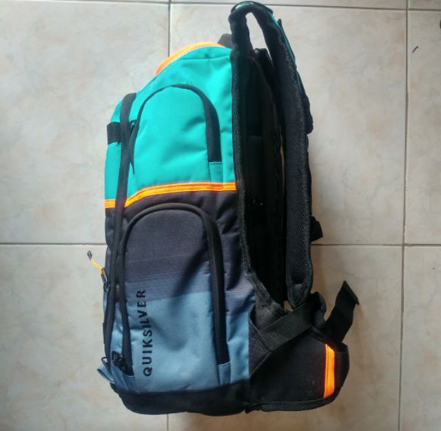 Quiksilver backpack store price philippines