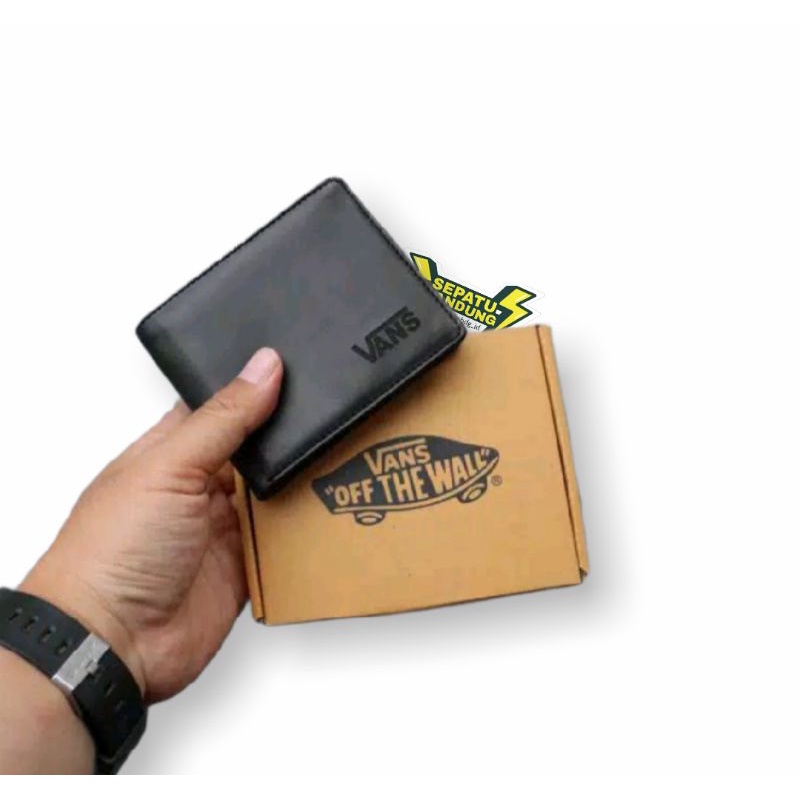 Leather vans shop wallet