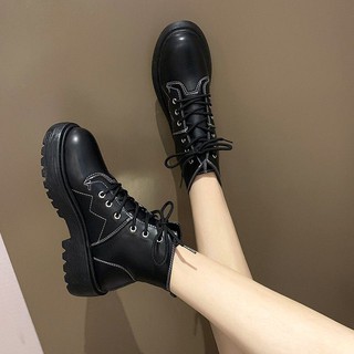 Simple hotsell black boots