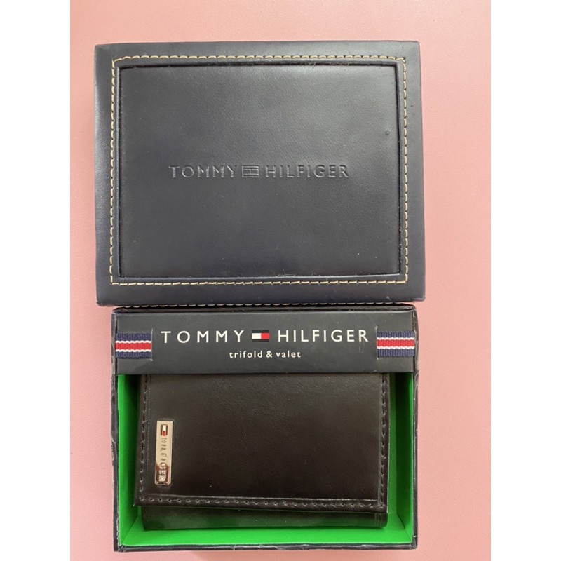 Tommy hilfiger 2024 trifold wallet