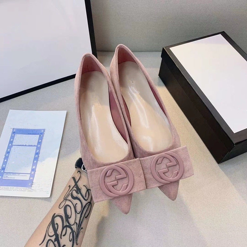 Gucci flat shoes sales women