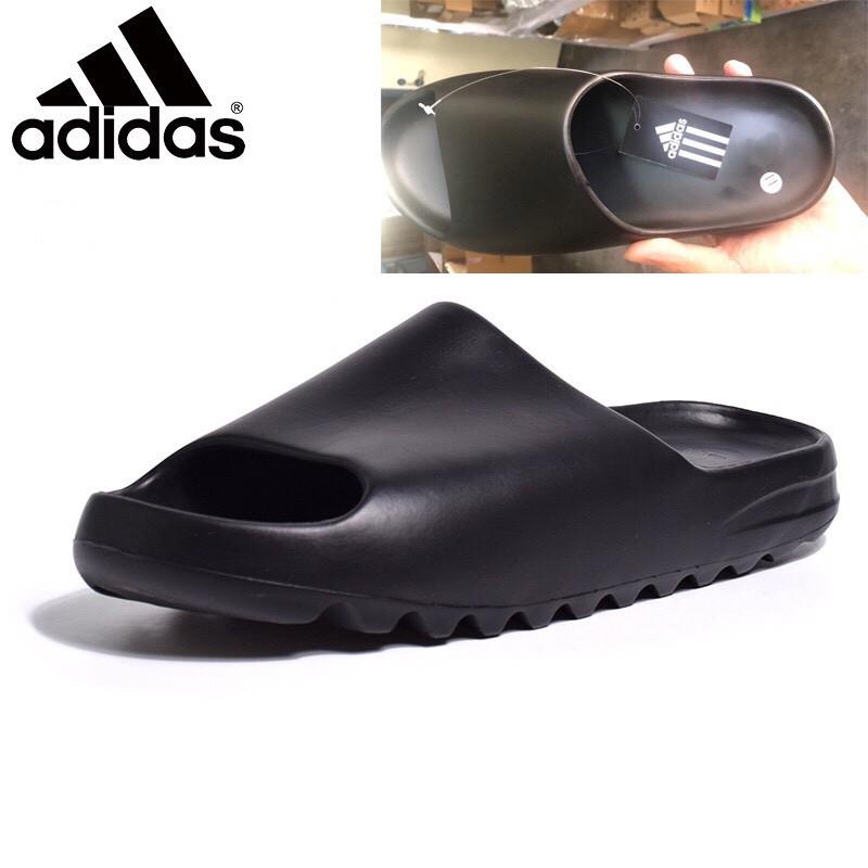 adidas yeezy slippers black