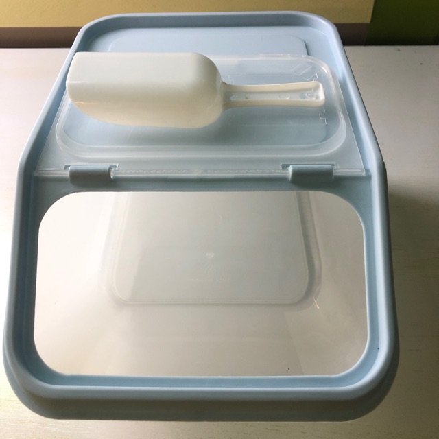 Stackable Powder Container- Can fit up to 2.5kgs
