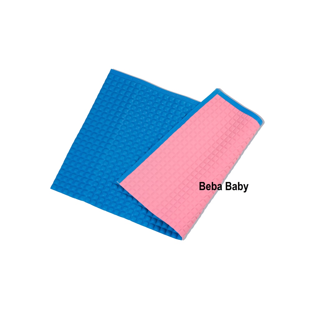 Standard baby store changing pad size