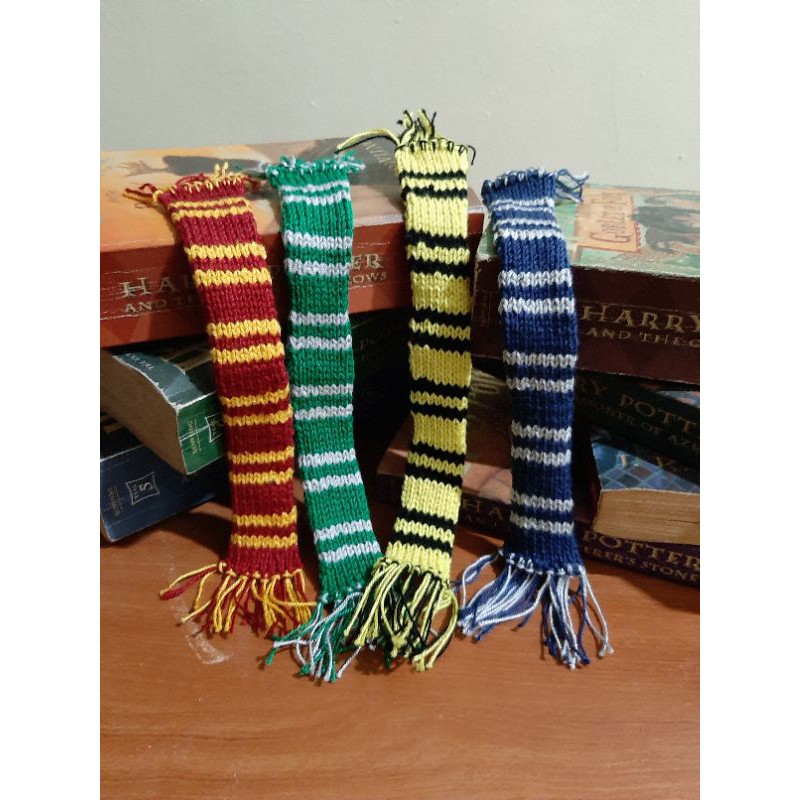 Knitted Inspired Harry Potter Scarf Bookmark | Shopee Philippines