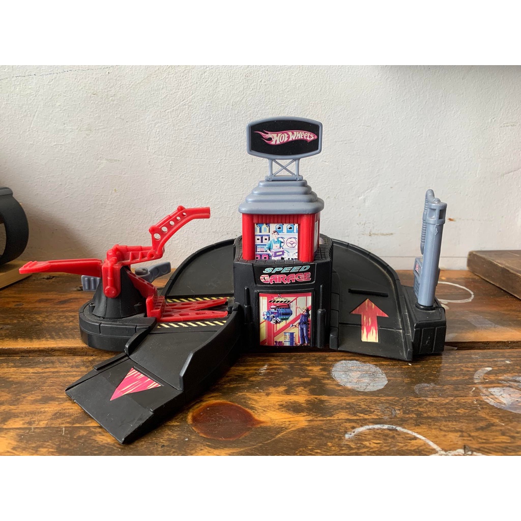 Hot Wheels Gas Station Playset (Cars not included) Shopee Philippines