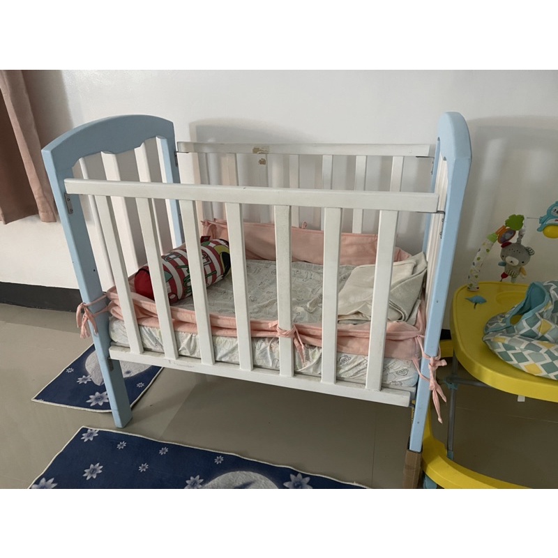 Preloved hotsell baby crib