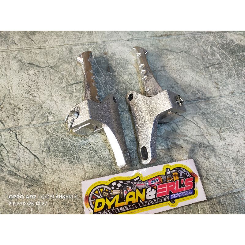 EGO FOOTREST SNIPER 150 / SNIPER 155 / 135 REAR FOOTREST (SHORT TYPE