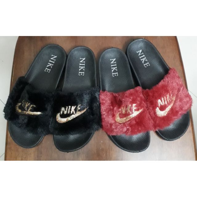 Nike best sale fur slippers