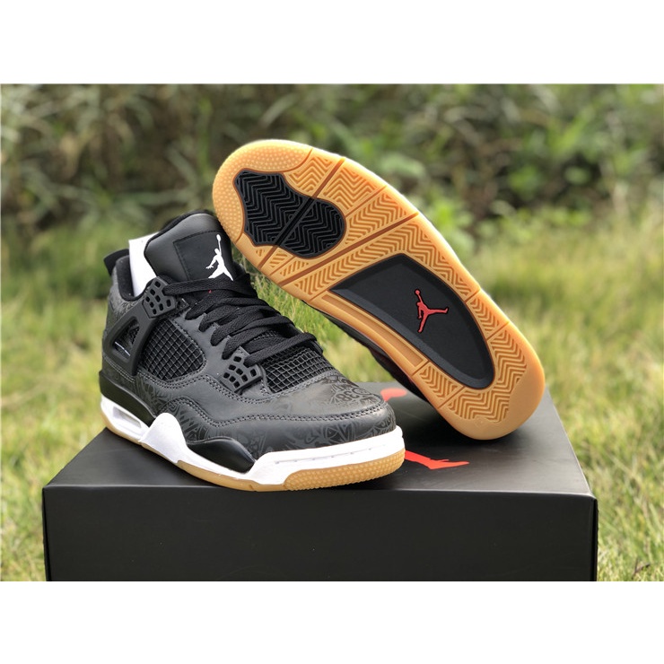 Jordan retro 4 black best sale white gum