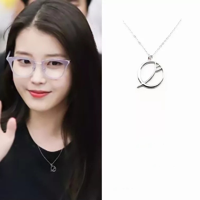 IU same Del luna hotel drama round Lee Ji Eun Moon Necklace