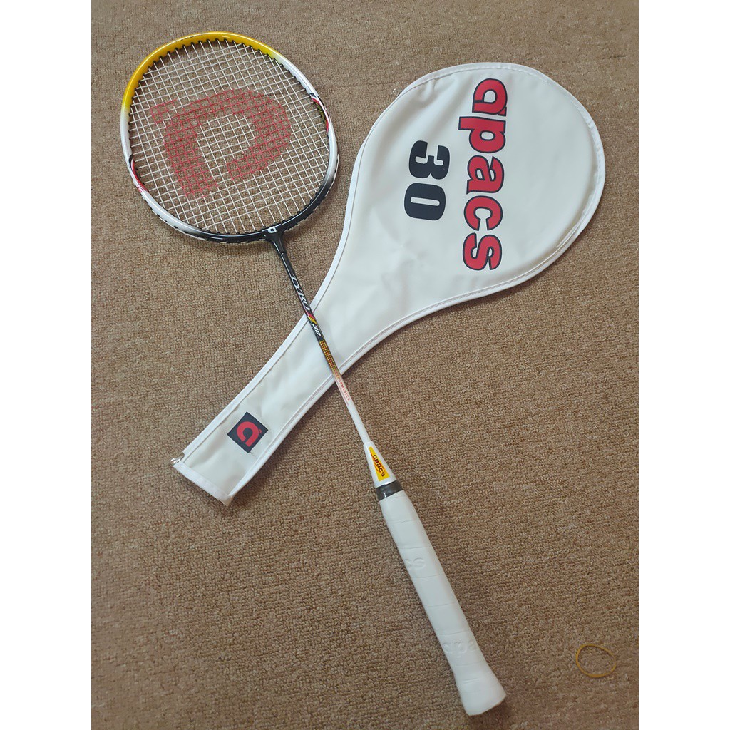 Apacs deals badminton racket