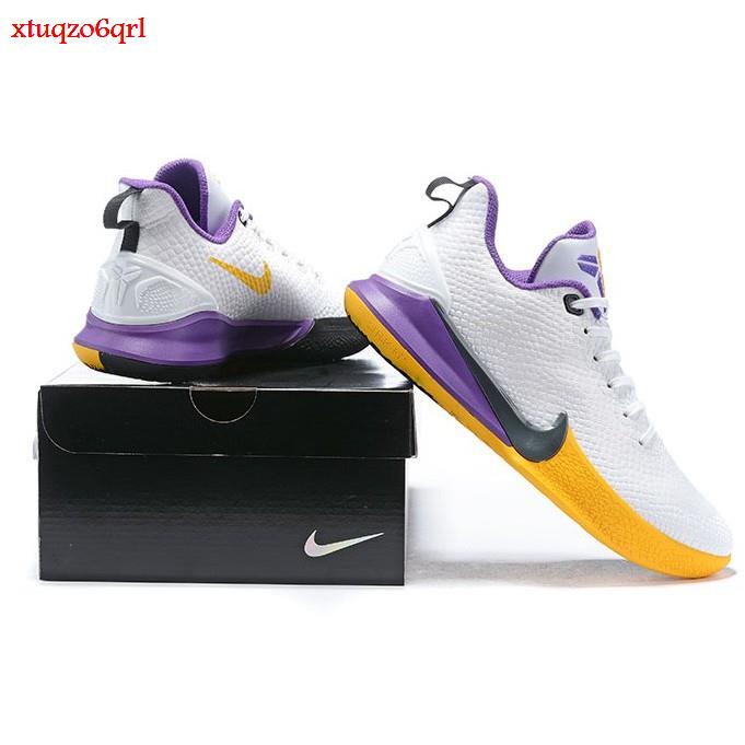 kobe sneakers womens