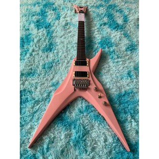 6 Strings Guitar 39 Inch V Shape Electric Guitar Bolt on Active Guitar Mahogany Wood Body Matte Pink