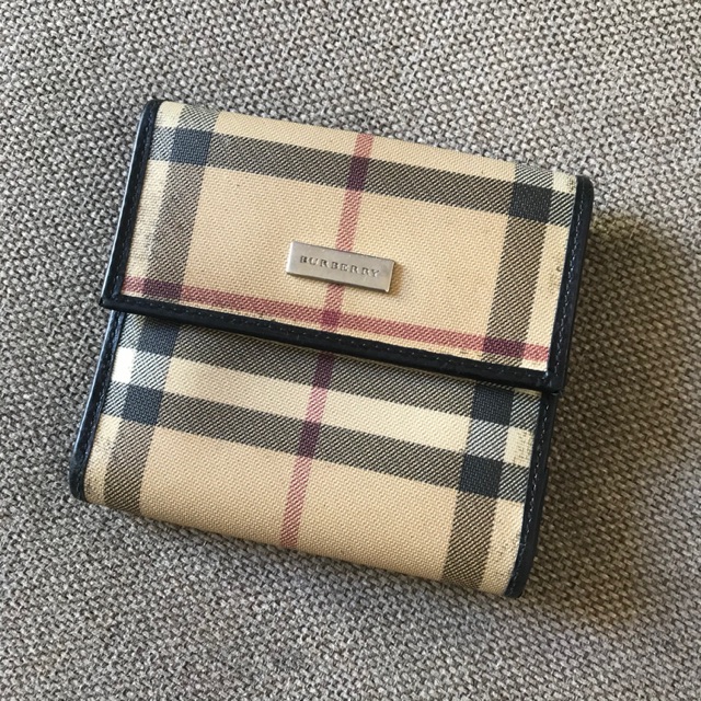 Burberry on sale wallet vintage