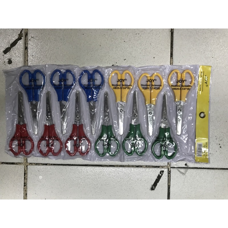 student scissors (gunting) 12pcs size medium | Shopee Philippines