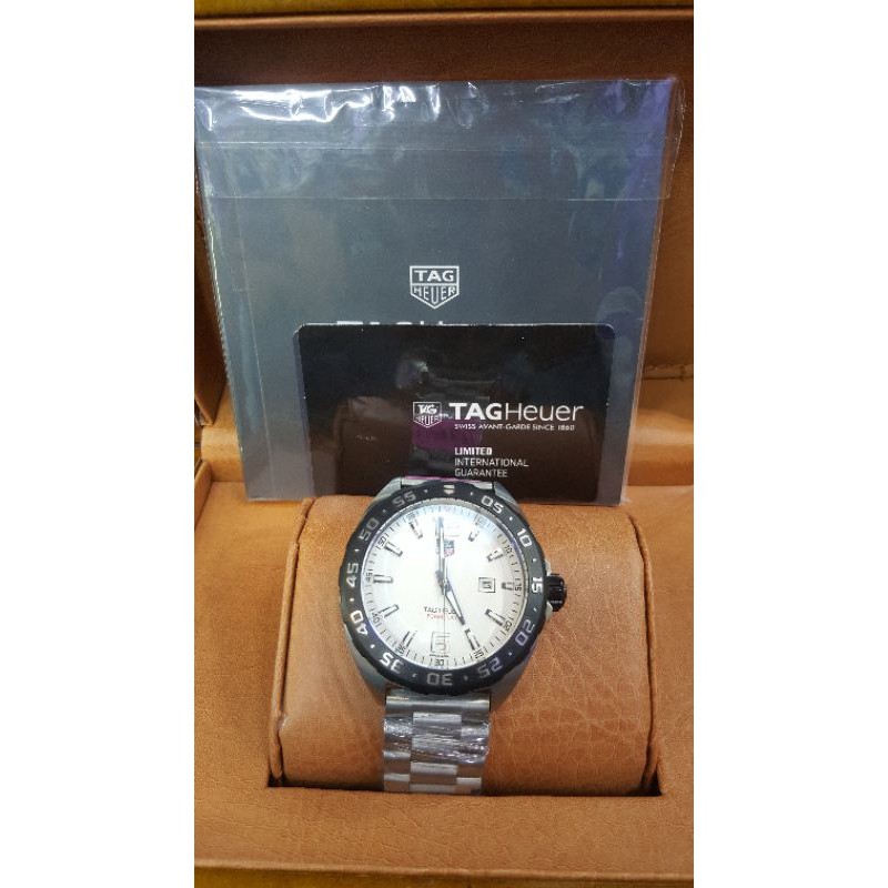 Tag heuer hotsell f1 white face