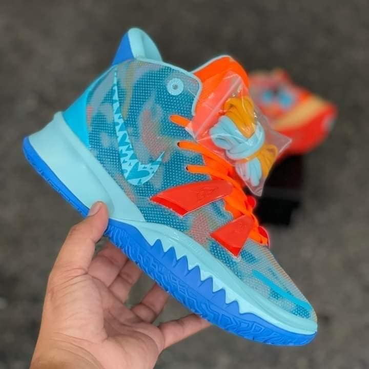 KYRIE 7 MOTHER NATURE