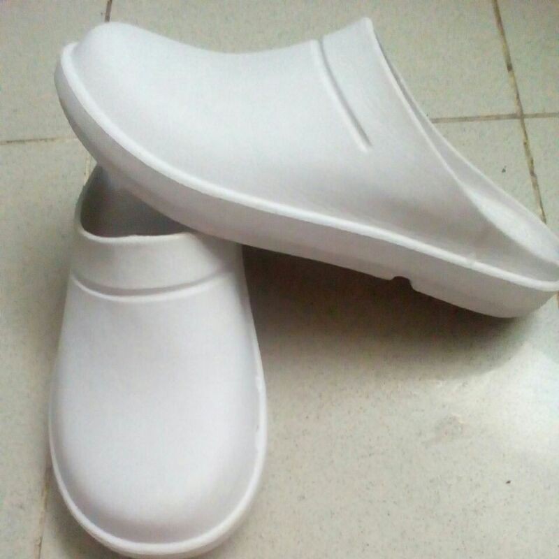 Duralite hot sale slippers white