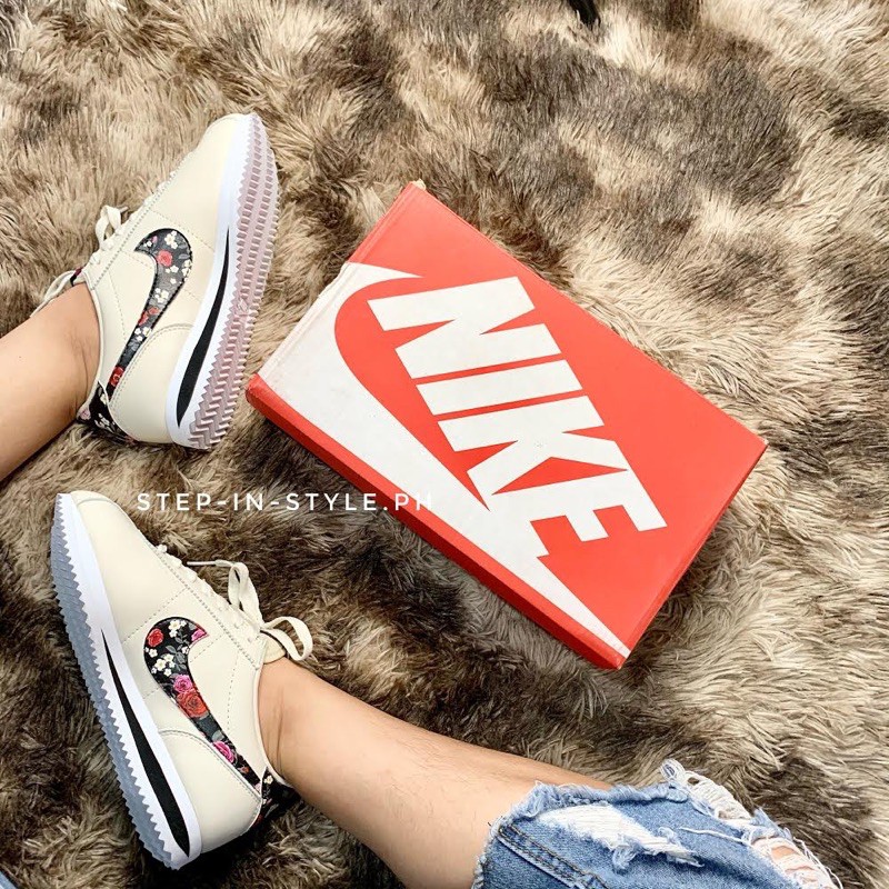 Cortez vintage outlet floral