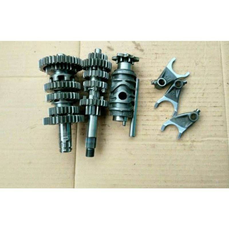 Gear Ratio honda cb150r new led original Complete Standard Gear Ratio