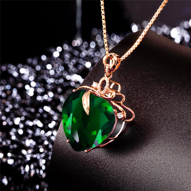 Clavicle Necklaces Chain Zircon Heart Pendant Green Stone