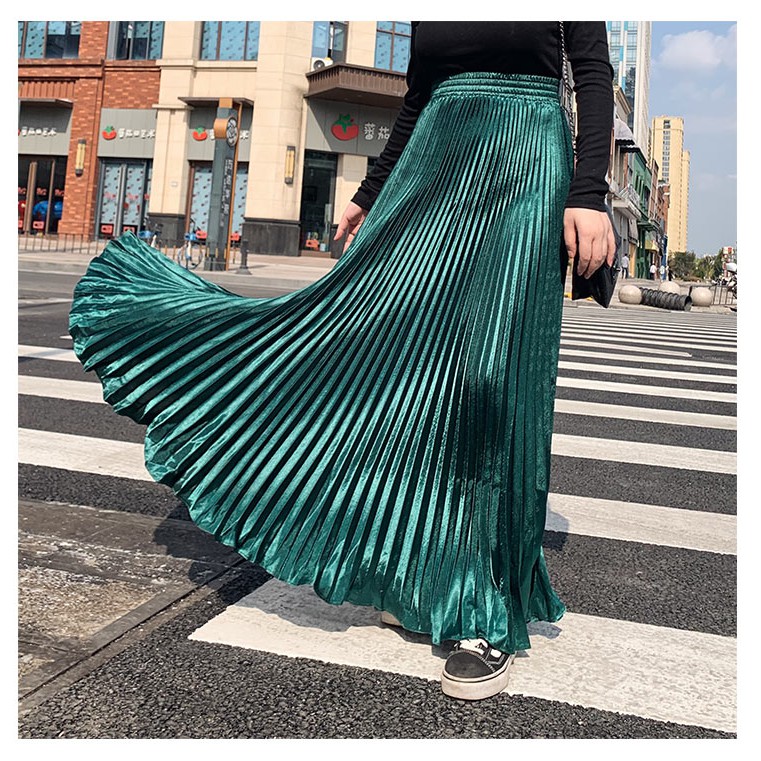 Pleated maxi hotsell skirt satin