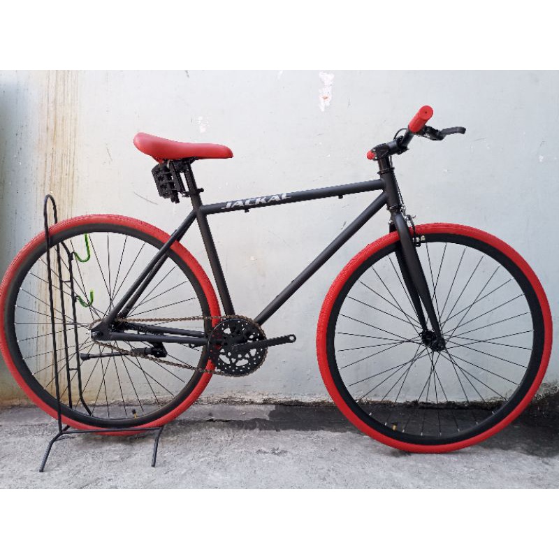 JACKAL FIXIE WITH 5 FREEBIES