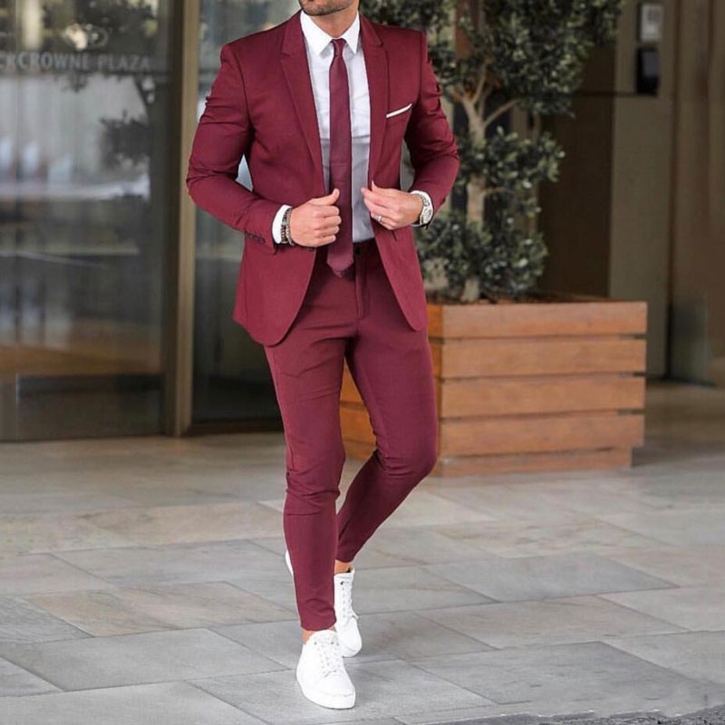 Groomsmen hotsell suits maroon