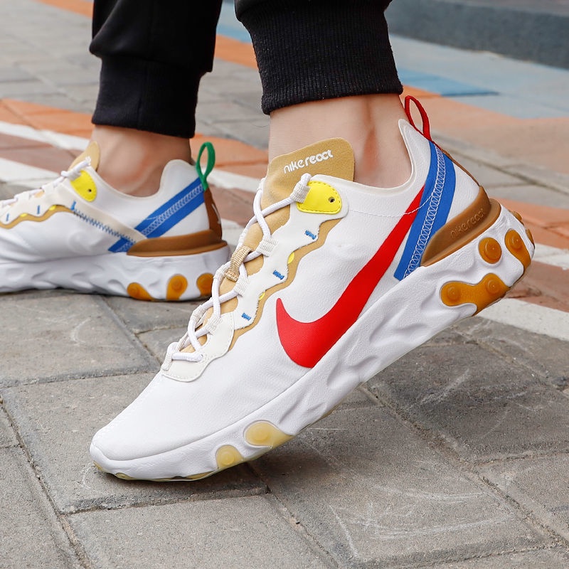 Nike react best sale 55 on feet