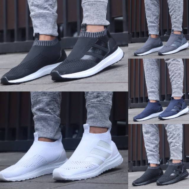 Ultra boost 2024 slip on