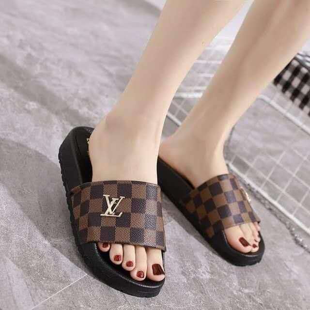 LV Slippers for Women size (36-44) Classicl Louis Vuitton Metal