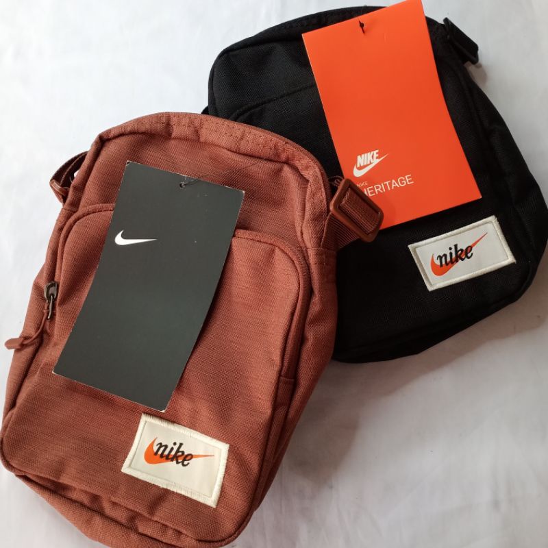 Nike Heritage Smit label sling bag