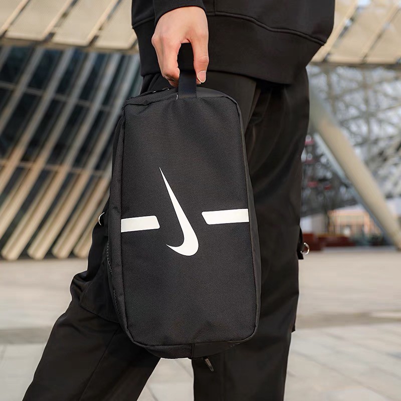Nike training shoe bag deals