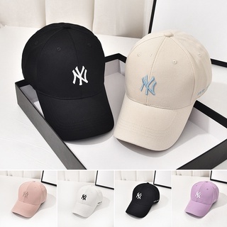 Gorra curva marrón ajustable para mujer 9FORTY Monogram de New York Yankees  MLB de New Era