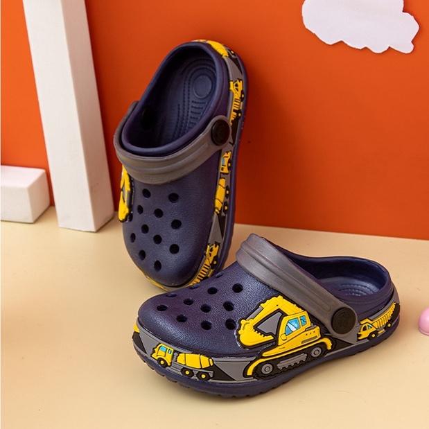 ☂𝐂𝐋𝐎𝐒𝐒.𝐏𝐇 Child Truck Design Crocs For Kids Boy Sandals 30-35 4-9yrl★1 ...