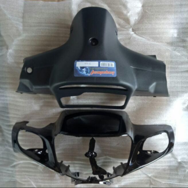 Front and rear headlamps, front and rear headlights, old vega R, black ...