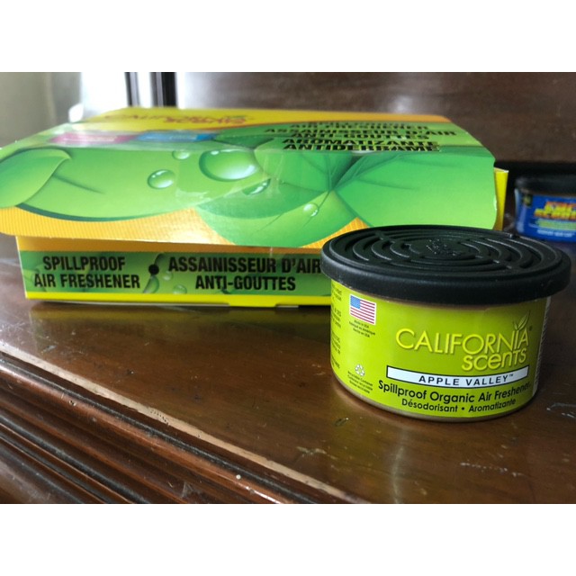 California Scents Handstands Driven Sticks – Deodorante Per Auto Aroma Zombie Bold, Design Motosega