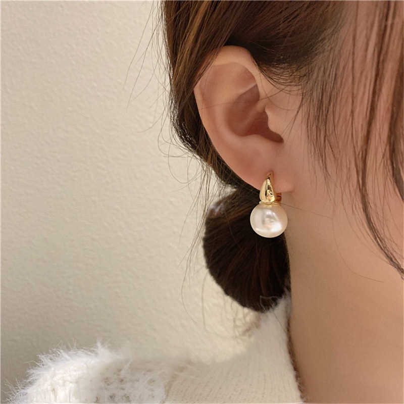 New Cute Pearl Studs Hoop Earrings For Women Gold Color Eardrop Minimalist Tiny Huggies Hoops Wedding Fashion Jewelry Shopee Philippines