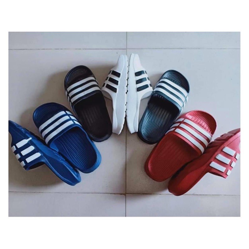 Adidas cheap badslippers kids