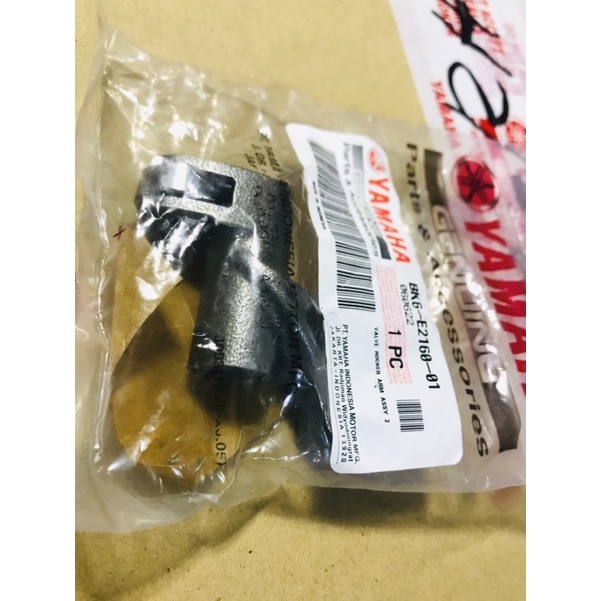 Yamaha R15/MT-15/ XSR155 Valve Rocker Arm Assy 2 (BK6-E2160-01) YAMAHA ...