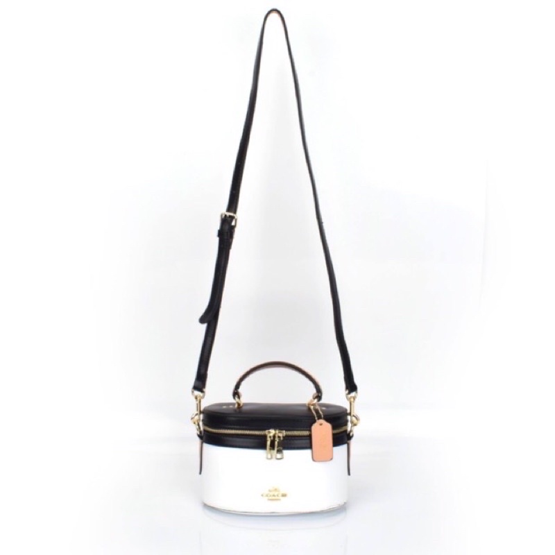 New design COACH SLING BAG with OVAL DESIGN Shopee Philippines