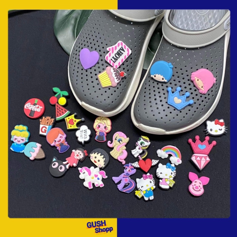 jibbitz A Small Hole Attached To The Cross Literide Model Big Toe Shoe