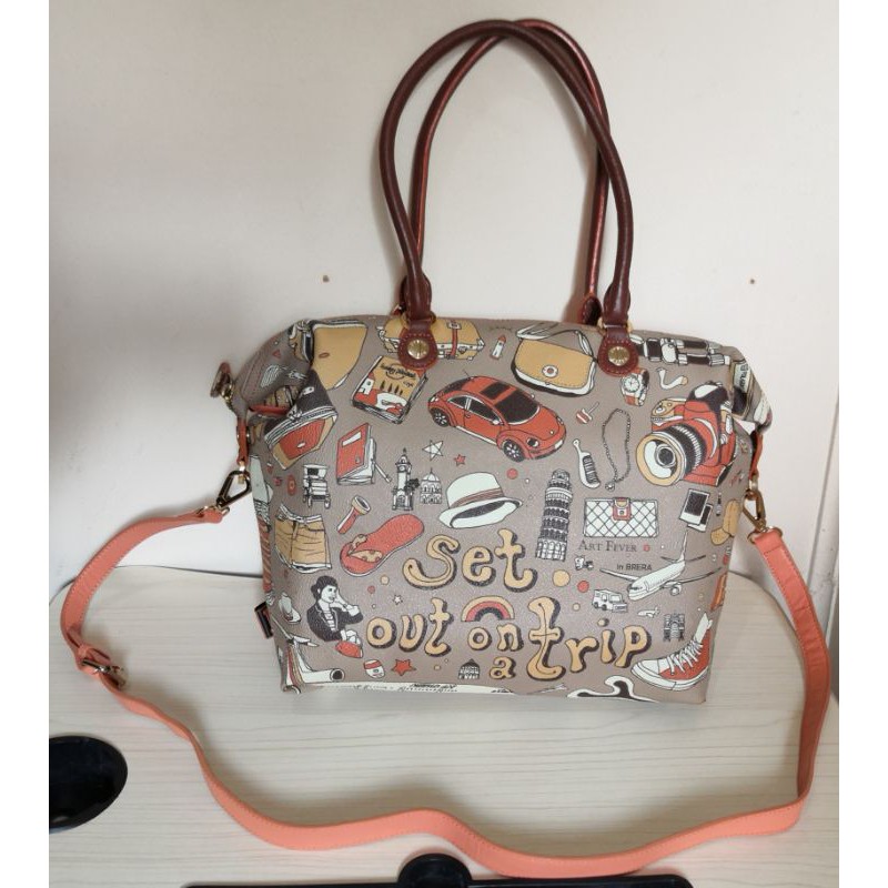 Brera Art Fever Two-way Sling Bag, Women's Fashion, Bags & Wallets,  Shoulder Bags on Carousell