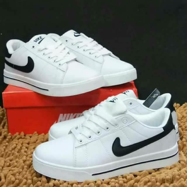 Nike sneakers couple best sale