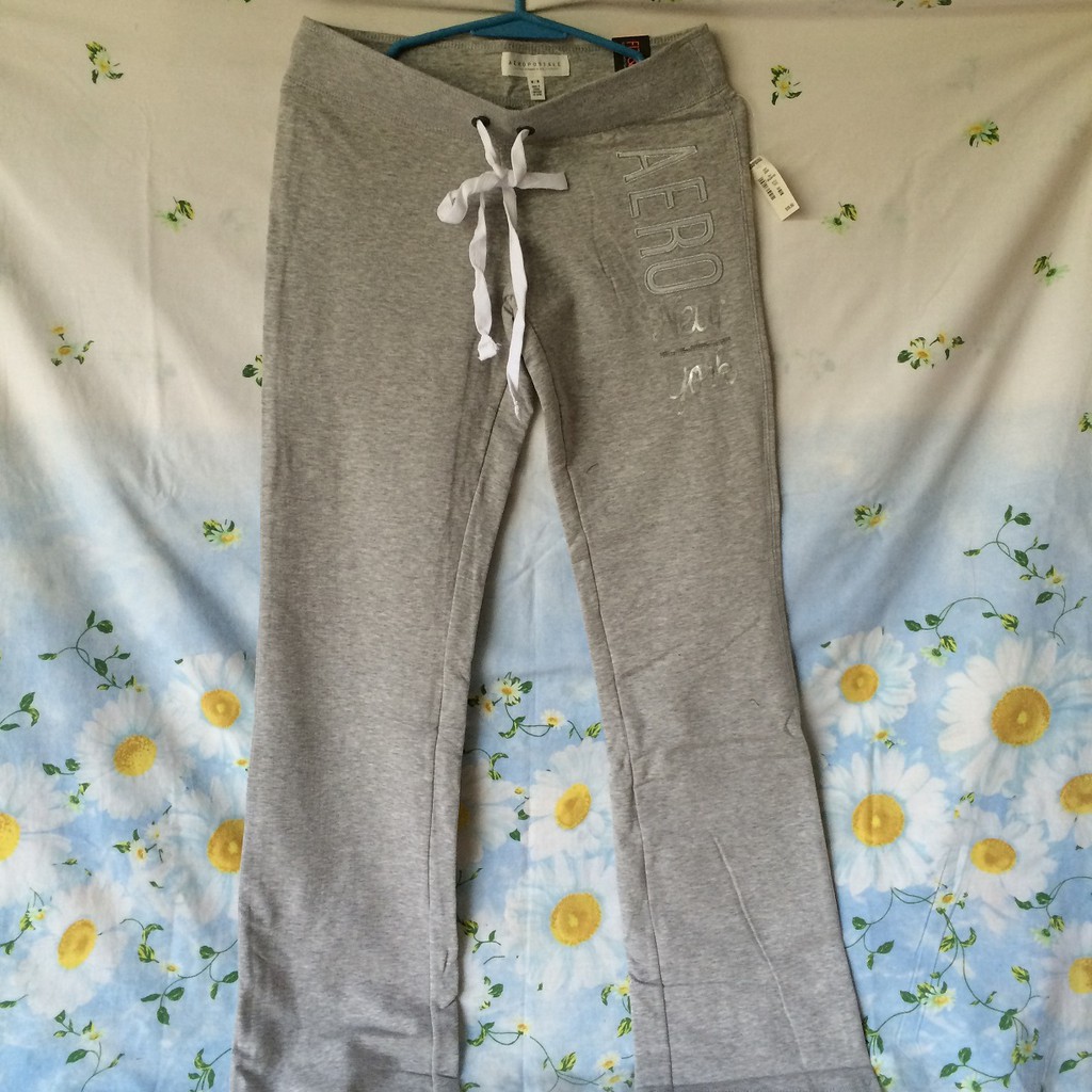 AEROPOSTALE GREY NEW YORK FIT AND FLARE SWEATPANTS